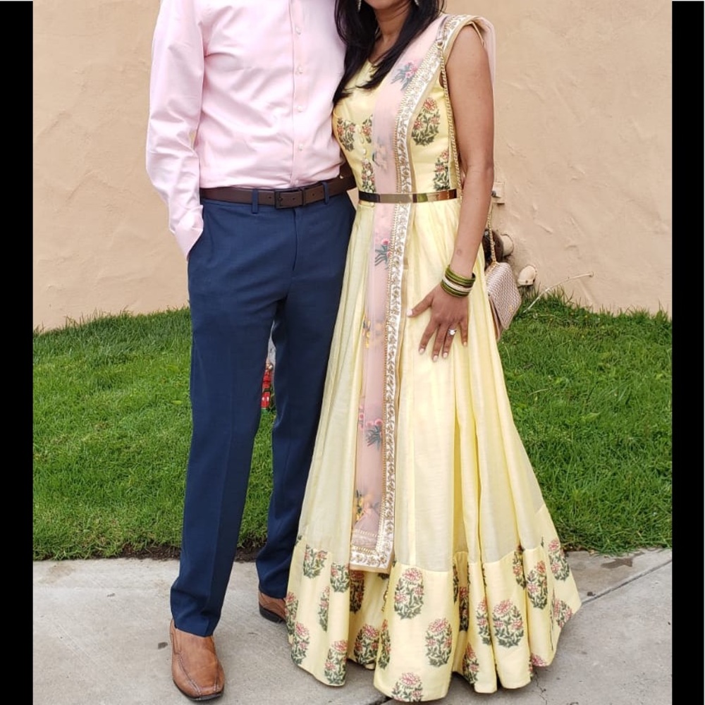 Beautiful pastel yellow gown